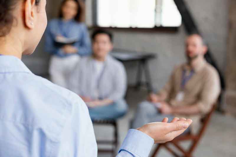 โปรแกรมการบำบัด_Group-counselling