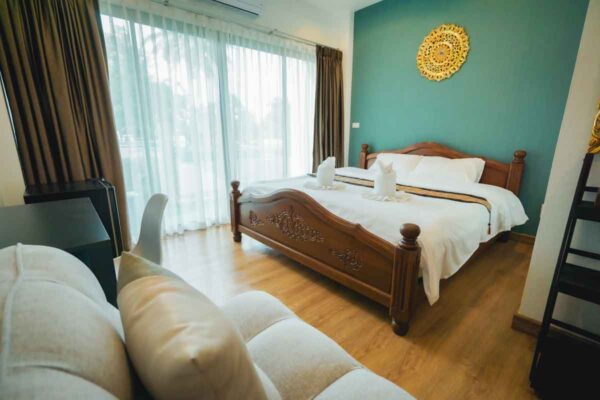 Sound healing therapy at The Warmth Rehab